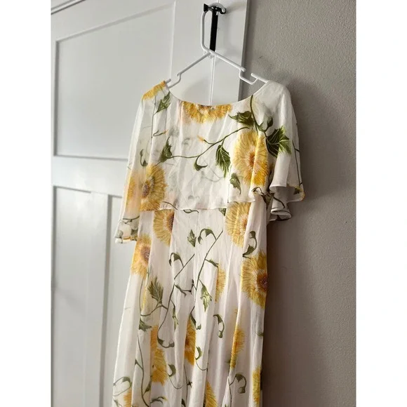 Maison Tara Floral Sunflower Maxi Dress Women's Flowy Chiffon Cape Overlay - Picture 2 of 5
